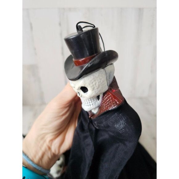 Mini phantom of the Opera Halloween hanging ghost skeleton decor - Picture 4 of 10